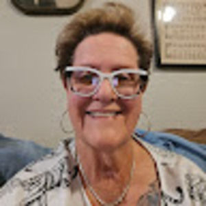 Meet your Posher, Marti